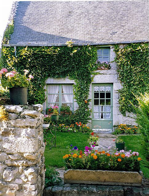 Thiết kế vườn đẹp kiểu Patio - Tây Ban Nha